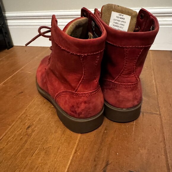 Kodiak Women’s Red Leather Boots – Size 8 – Waterproof – EUC - Picture 4 of 8